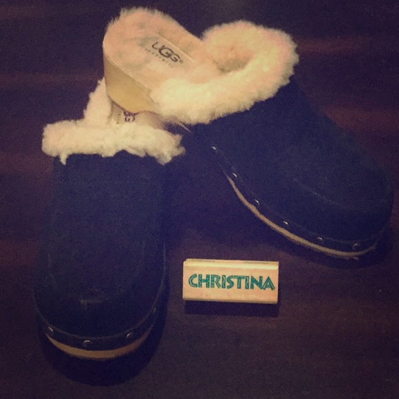 UGG Shoes - Black UGG Clogs
